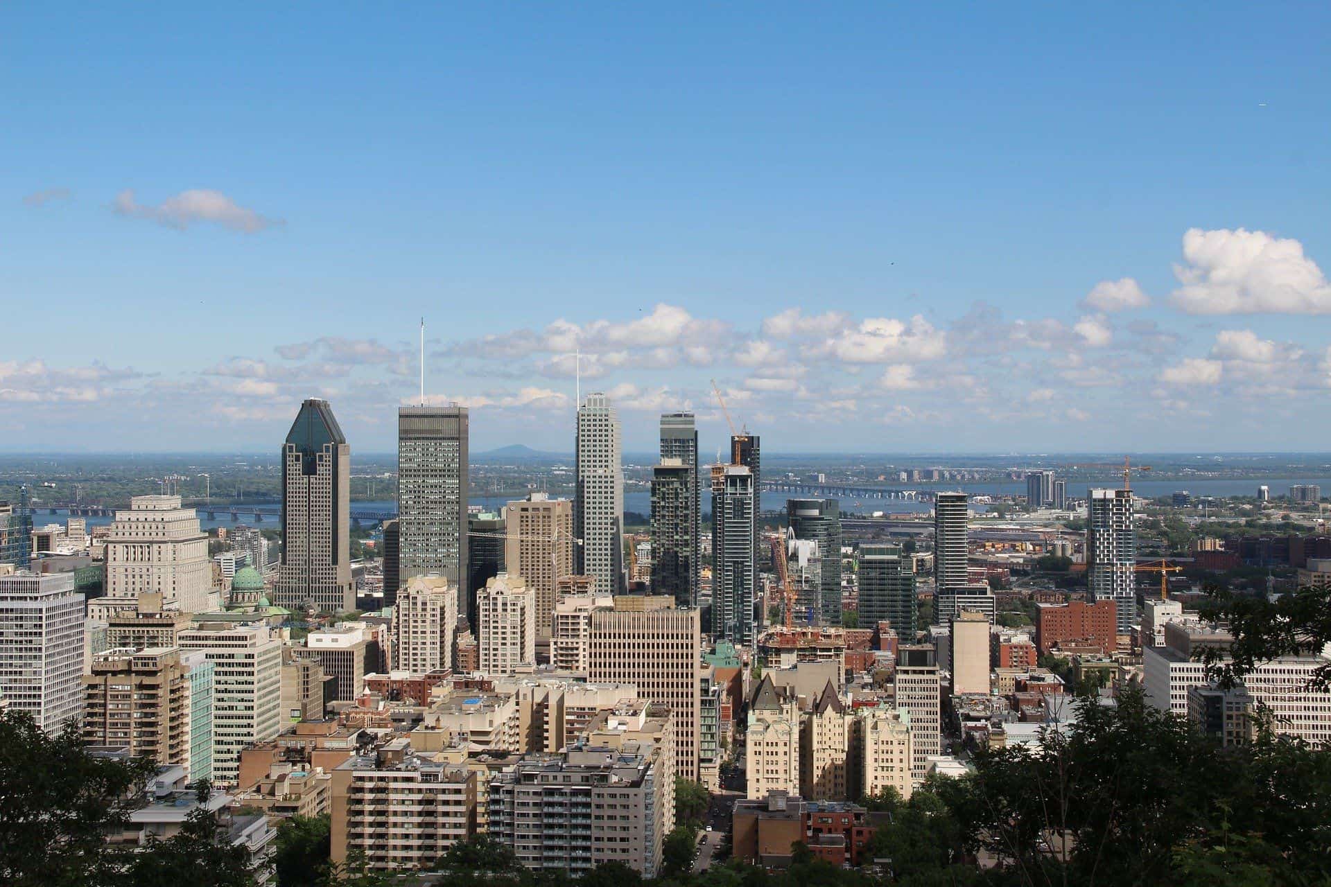 Canadá quiere duplicar el número de visados para la reunificación familiar en Quebec.